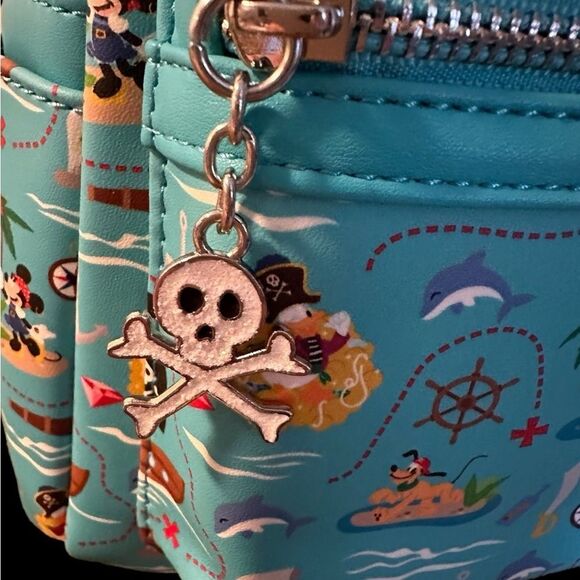 BNWT Loungefly Pirate Mickey And Friends AOP Mini Backpack - Picture 2 of 14